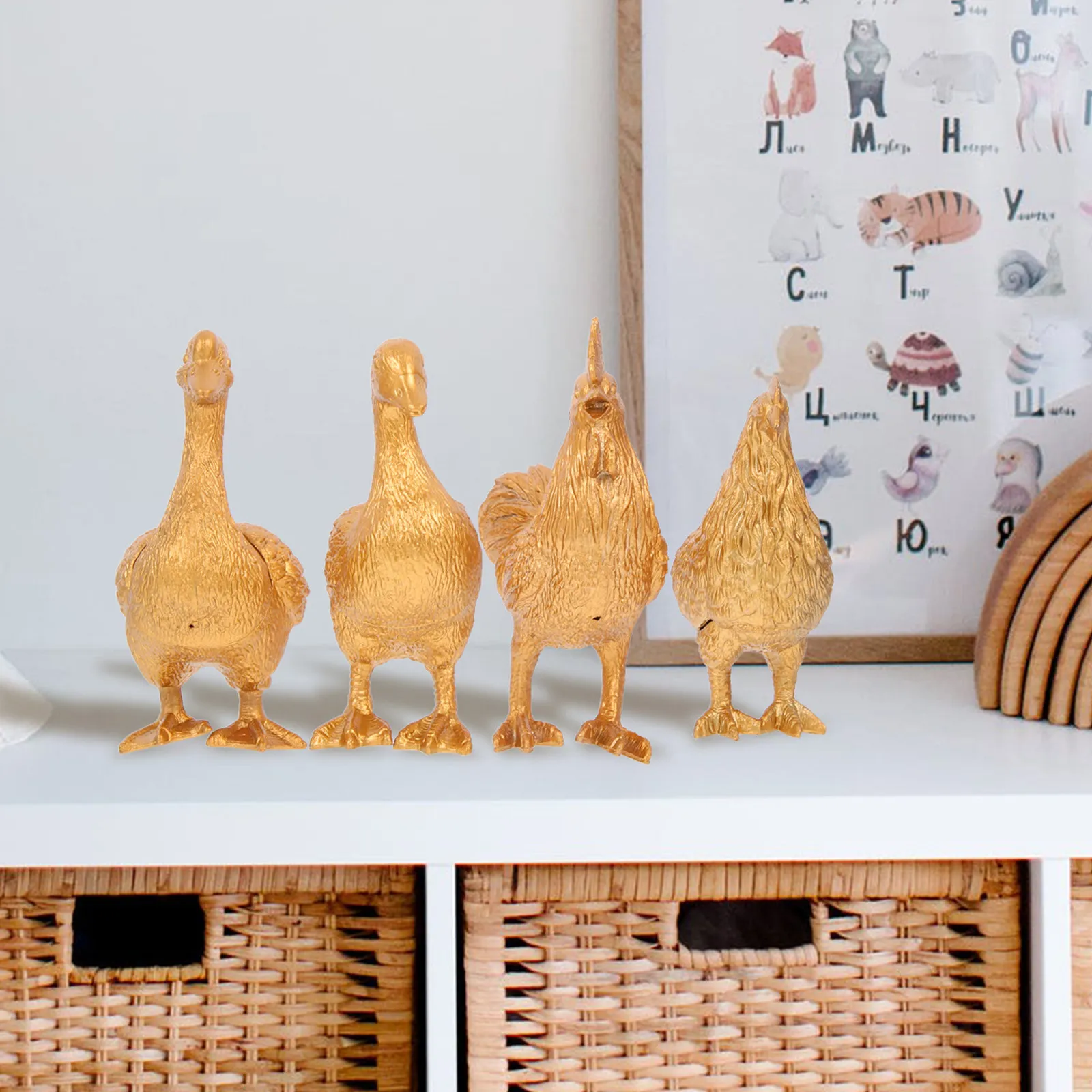 

4Pcs Plastic Animal Decoration Garden Ornament Small Gold Animal Crafts Adorable Landscape Decor Simulation Animals