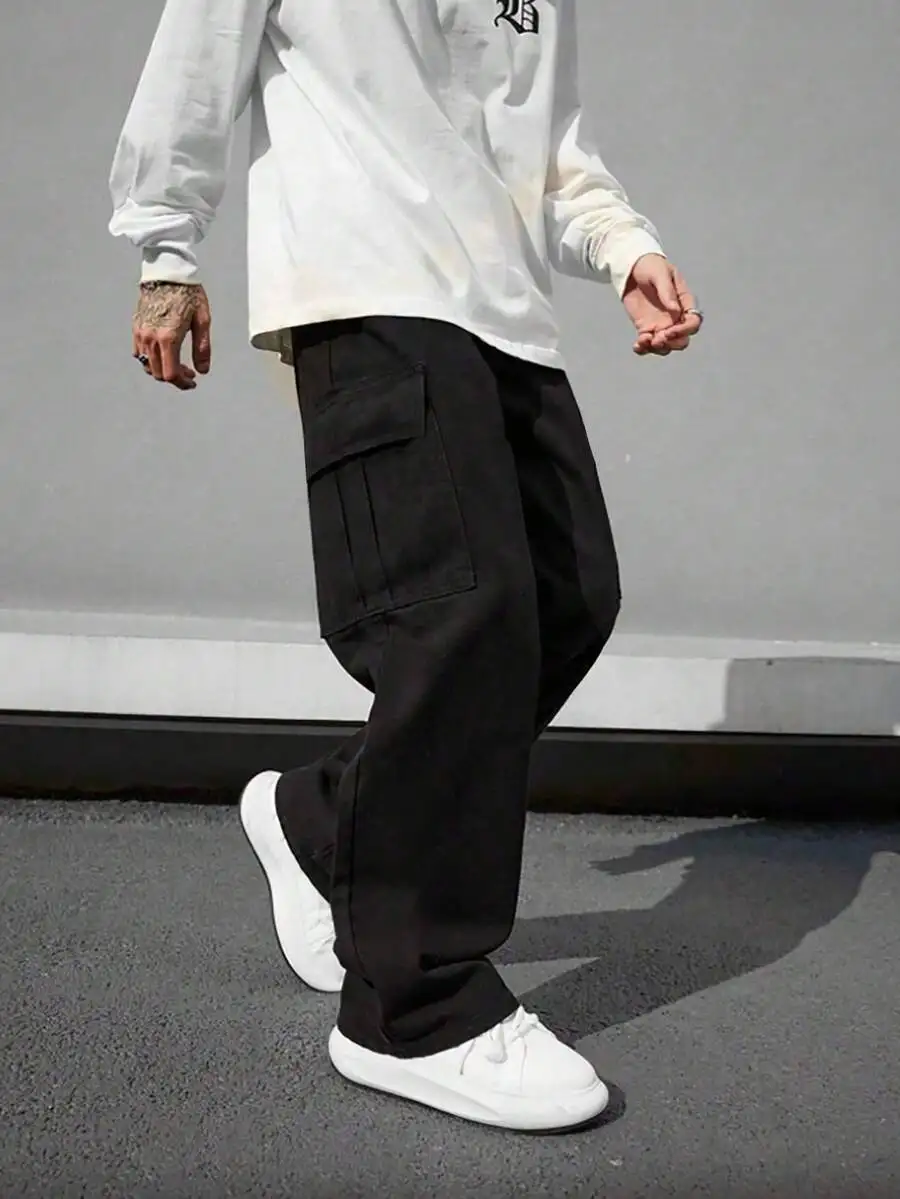 

Unisex Black Loose Fit Cargo Pants with Large Front Pockets for Teens