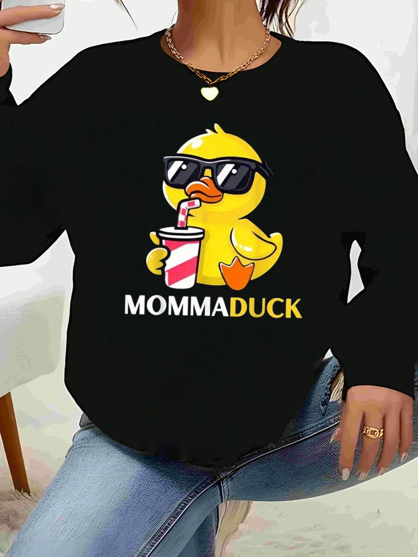 

Duck with Sunglasses and Drink Momma Duck Print Long Sleeve Sweater Casual Wear Women's Fashion