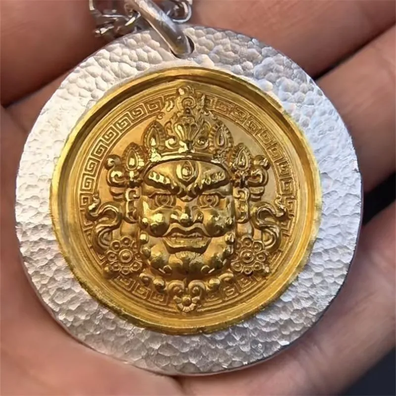 

Tibetan Traditional Culture Huang Caishen Pendant Necklace Retro Hand-carved Patron Saint Original Hand-made Pendant Accessories