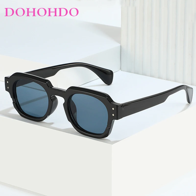 

Classic Retro Small Square Sunglasses For Women Luxury Brand Designer Men Fashion Trending Outdoors Driving Sun Glasses UV400