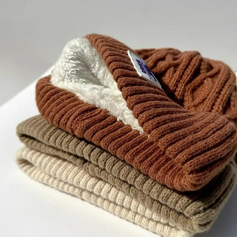 Winter Fleece-Lined Knit Hat, Korean Style, Lettered, Thickened, Warm, Ear-Protecting, Cold-Resistant for Cycling
