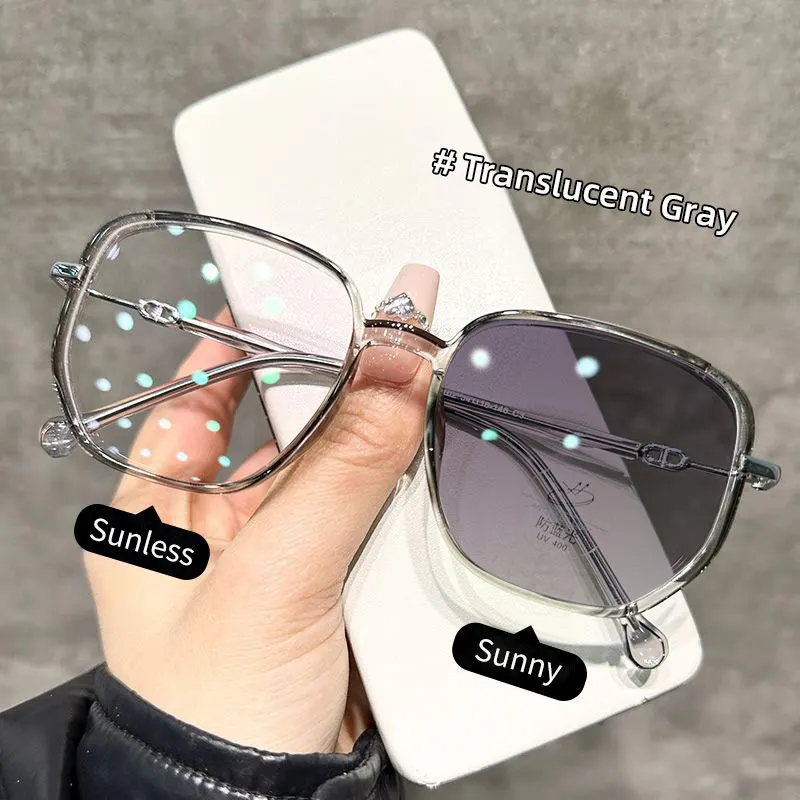 Luxury Diamond-encrusted Glitter Photosensitive Color-changing Myopia Glasses Fashion Nearsighted Glasses Diopter 0 -1.0 To -6.0