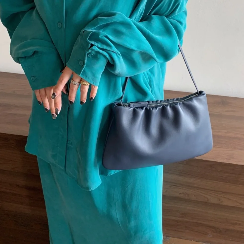 sac-nuage-en-peau-de-mouton-plisse-grande-capacite-sac-a-main-et-sac-bandouliere-messager-pour-trajet-quotidien-design-niche-simple-et-leger