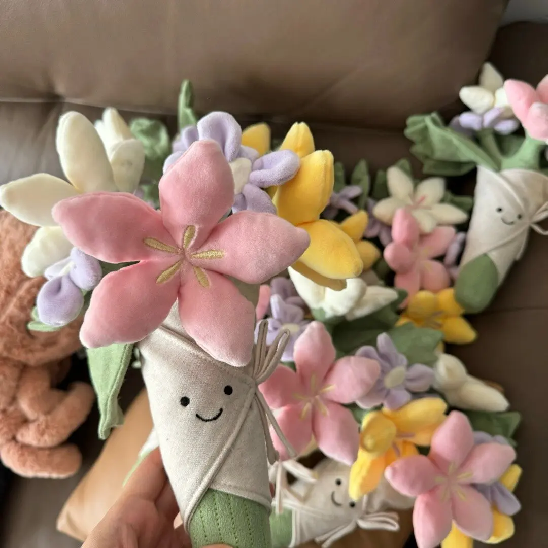 Holding Flowers Plush Toy Eternal Flowers Bouquets Toy Marriage Proposal Props Graduation Ceremony Valentine's Day Birthday gift