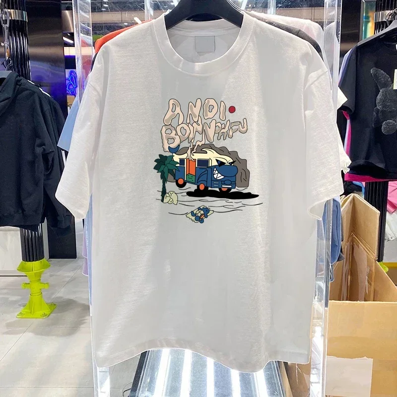 Kaos Pria Terbaru 2025 Desain Neon Mobil dan Pohon Palem Vintage Katun Kasual Musim Panas Ukuran Besar Bernapas Estetika Urban