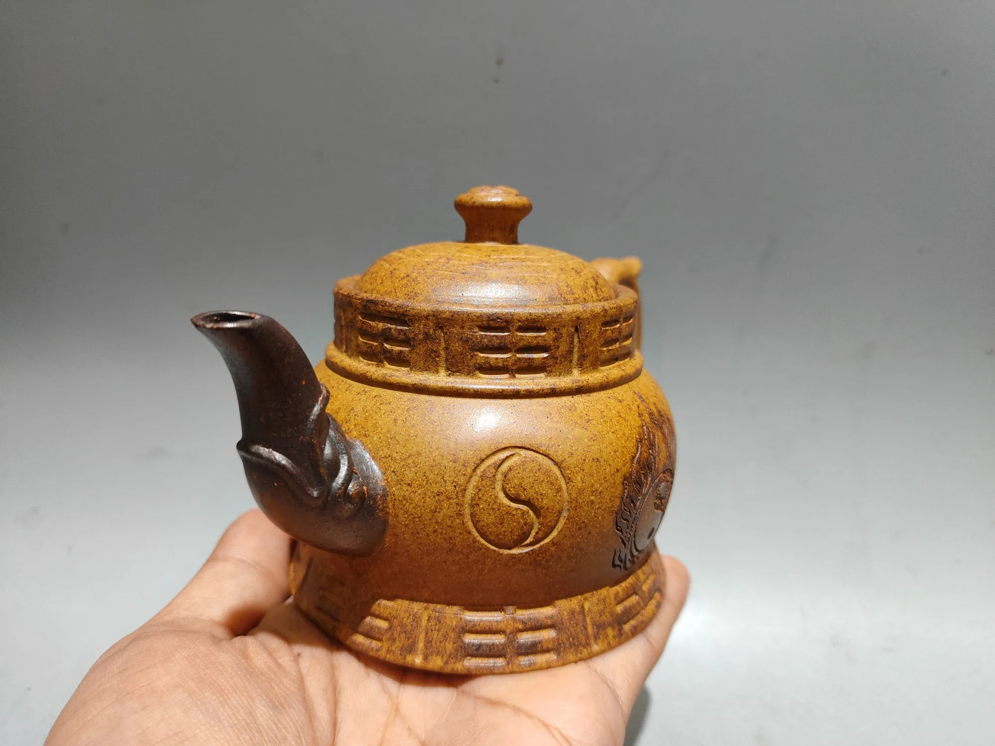 Yixing purple clay teapot Plum blossom pattern cover Bamboo leaf patterned teapot Kettle Teapot Pot Tea