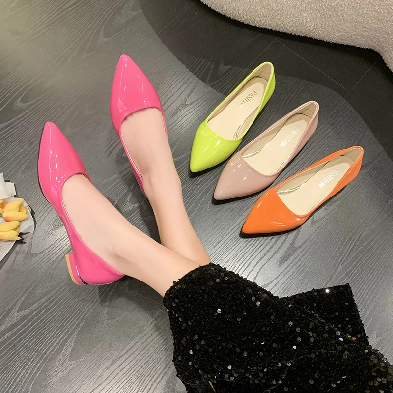 Plus Size Shoes for Women Chunky Heels Stone Pattern Pumps Spring New OL Fashion Pointed Toe Leather High Heels Shoes