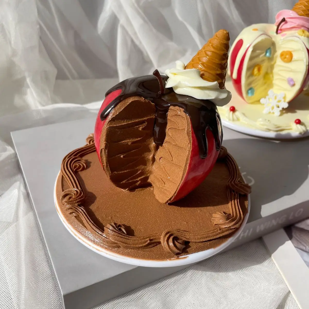 Artificial Strawberry Chocolate Cake Model Fake Cream Fruit Cake Photography Prop Dessert Display Desktop Decoration Ornament