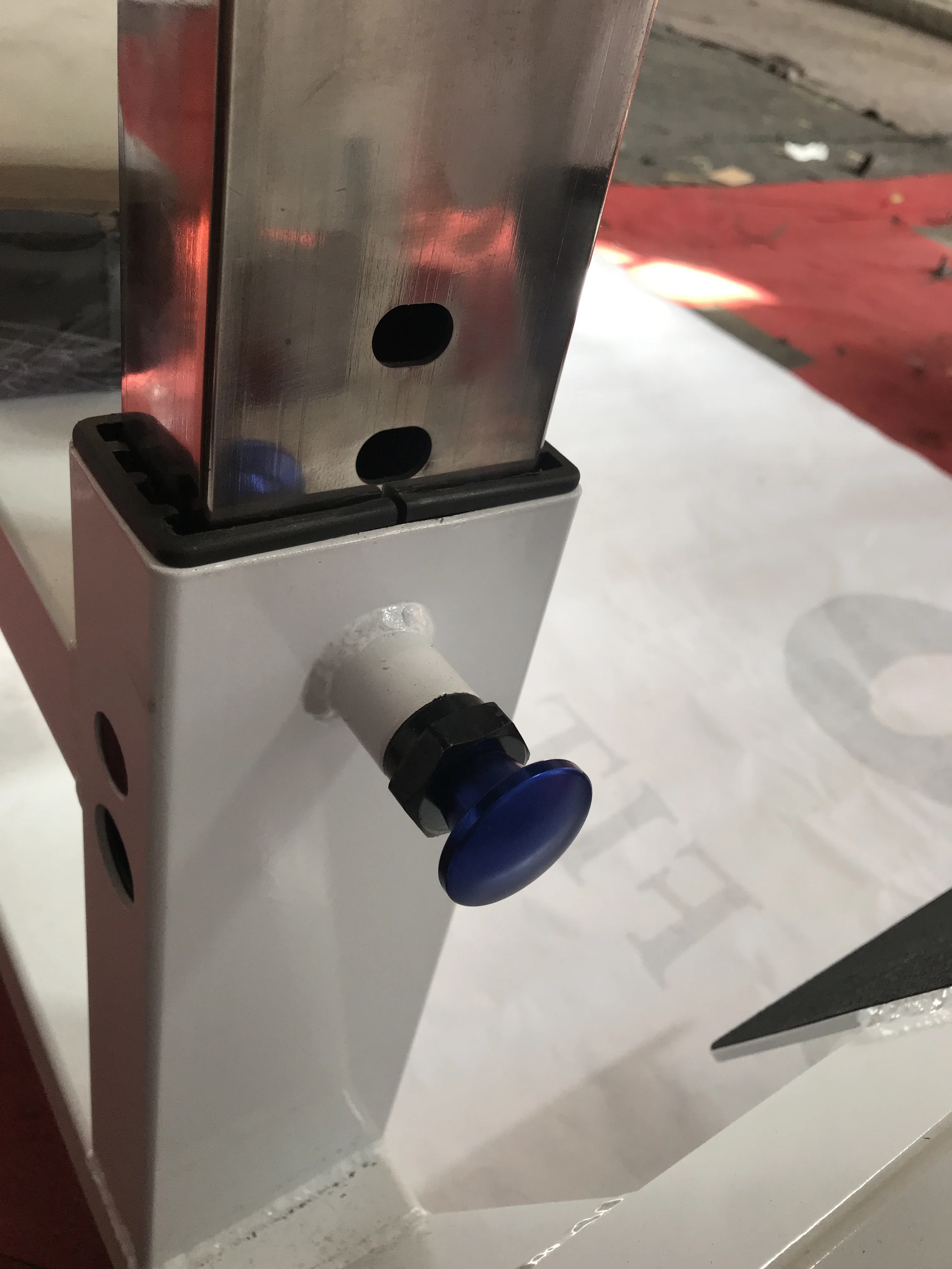 Good Quality Lat Pulldown Body Building Machine Exercise Trainer Fitness Gym Equipment