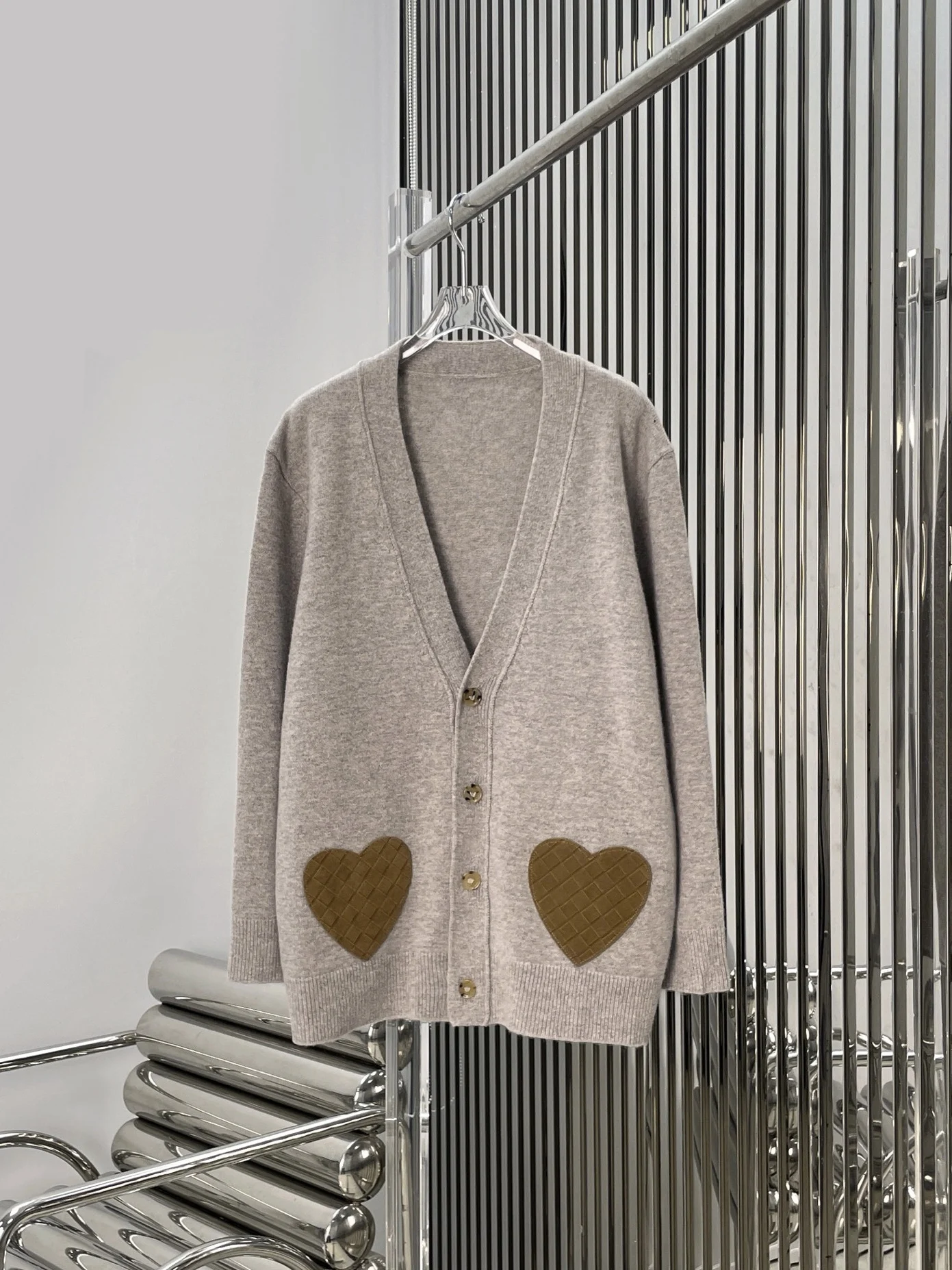 

Faionable V-Ne Knitted Cardigan Women's Loose Slimming Versatile Sweater Jaet Love Heart Pattern Long Sve Spring Out...