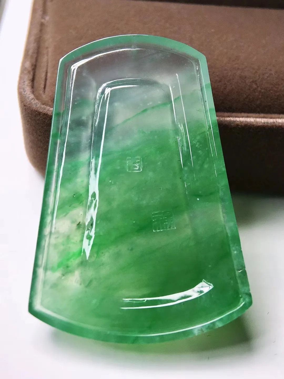 Floating Green Gaoyang Jadeite Landscape Pendant Unisex Natural Jade Necklace
