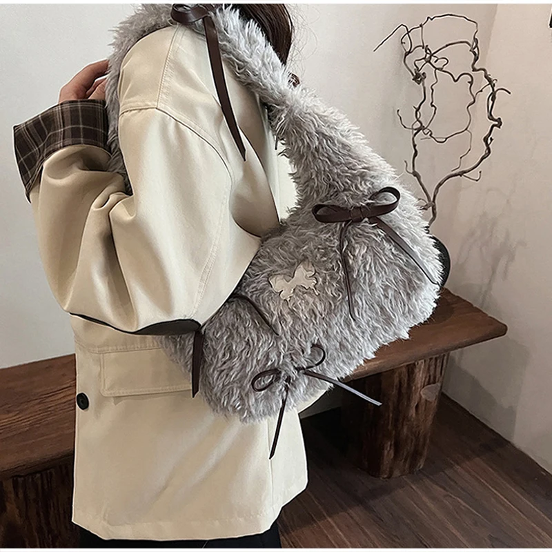 Flauschige Hobo-Schultertasche aus Kunstfell mit Schleife, minimalistische, lässige Handtasche mit Tragegriff für Damen, weiche Plüsch-Pendler-Tragetasche, Herbst/Winter – Detail 8