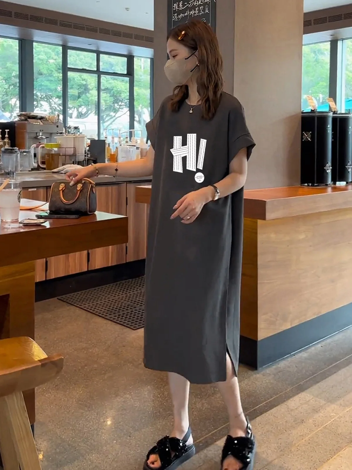 T-shirt Long ample et décontracté pour femmes, nouvelle Version coréenne, Design Sense, petite ence fendue, été 2025