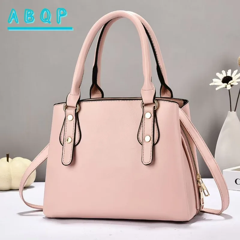 

New Women's Handbag Luxury Brand Solid Color Fashion Women's Shoulder Bag Large Capacity Casual Women's Bag High Quality