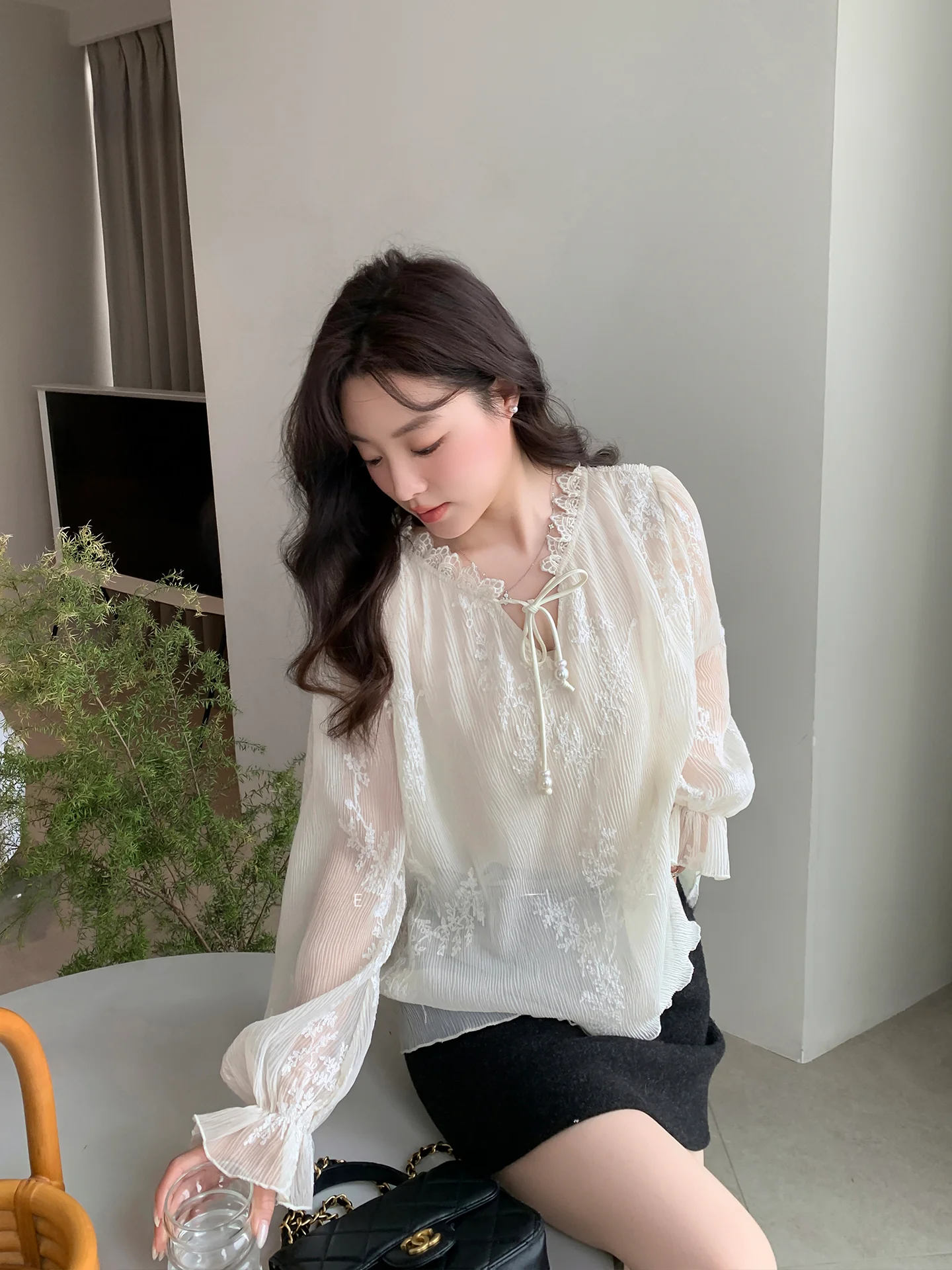 

Ele Long Sve Lace Chiffon irt Women's Faion Spring New Sle Dr adow Floating Flower French Sle Loose Fit