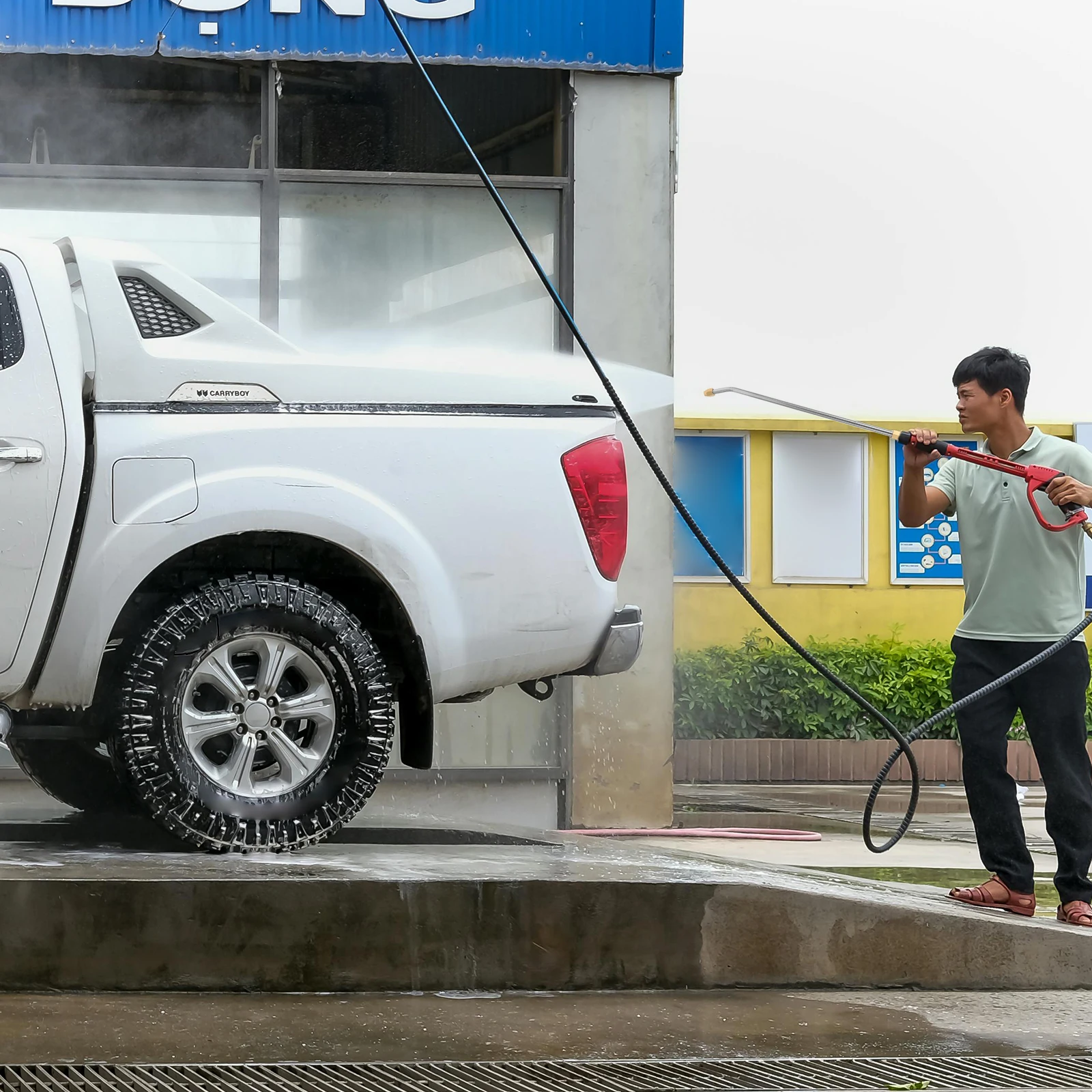 

30° Angled Pressure Wand Extension Durable Metal Car Washer Rod Long Reach Watering Spraying Hose Sprayer For Power Washer