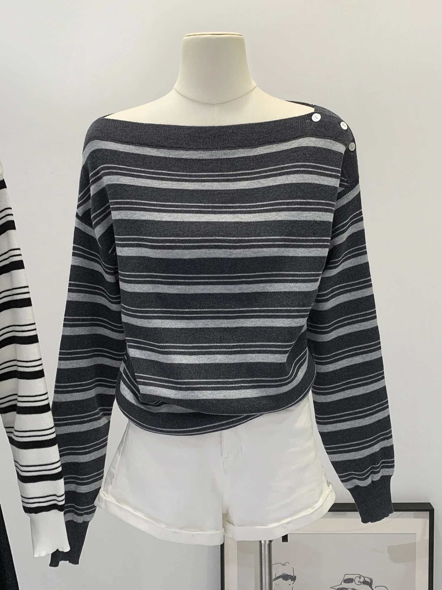 Elegant Chic Striped Long Sleeve One Shoulder T-Shirt Women's Fashionable Top Korean Style Commute Wind Universal Fit Standard