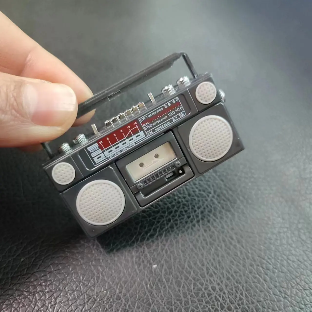 1/6 Scale Dollhouse Miniature Retro Classical Radio Model Tape Radio Old Miniature Tape Recorder For Blyth Furniture Accessories