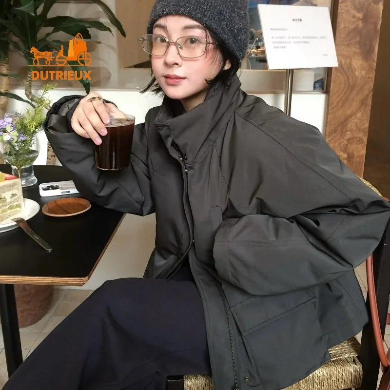 2025 New Winter Women's A-line Stand Collar Pocket Short Waist Windproof Cotton Coat, Fashionable and Elegant Warm Short Jacket