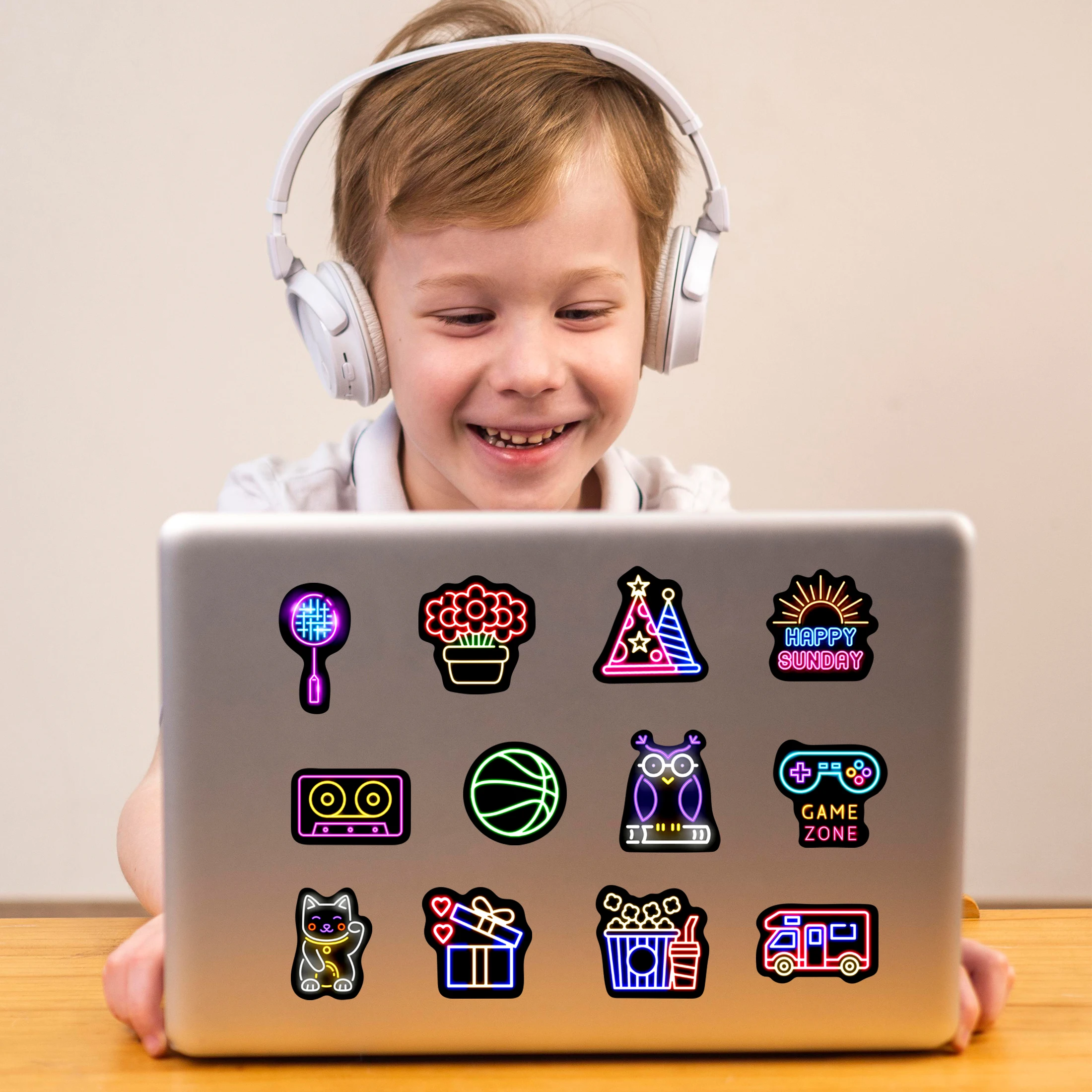 ملصقات زجاجة مياه نيون متوهجة في الظلام للأطفال، 51 قطعة من ملصقات الكمبيوتر المحمول اللطيفة المقاومة للماء من الفينيل، للبالغين والأطفال والمراهقين
