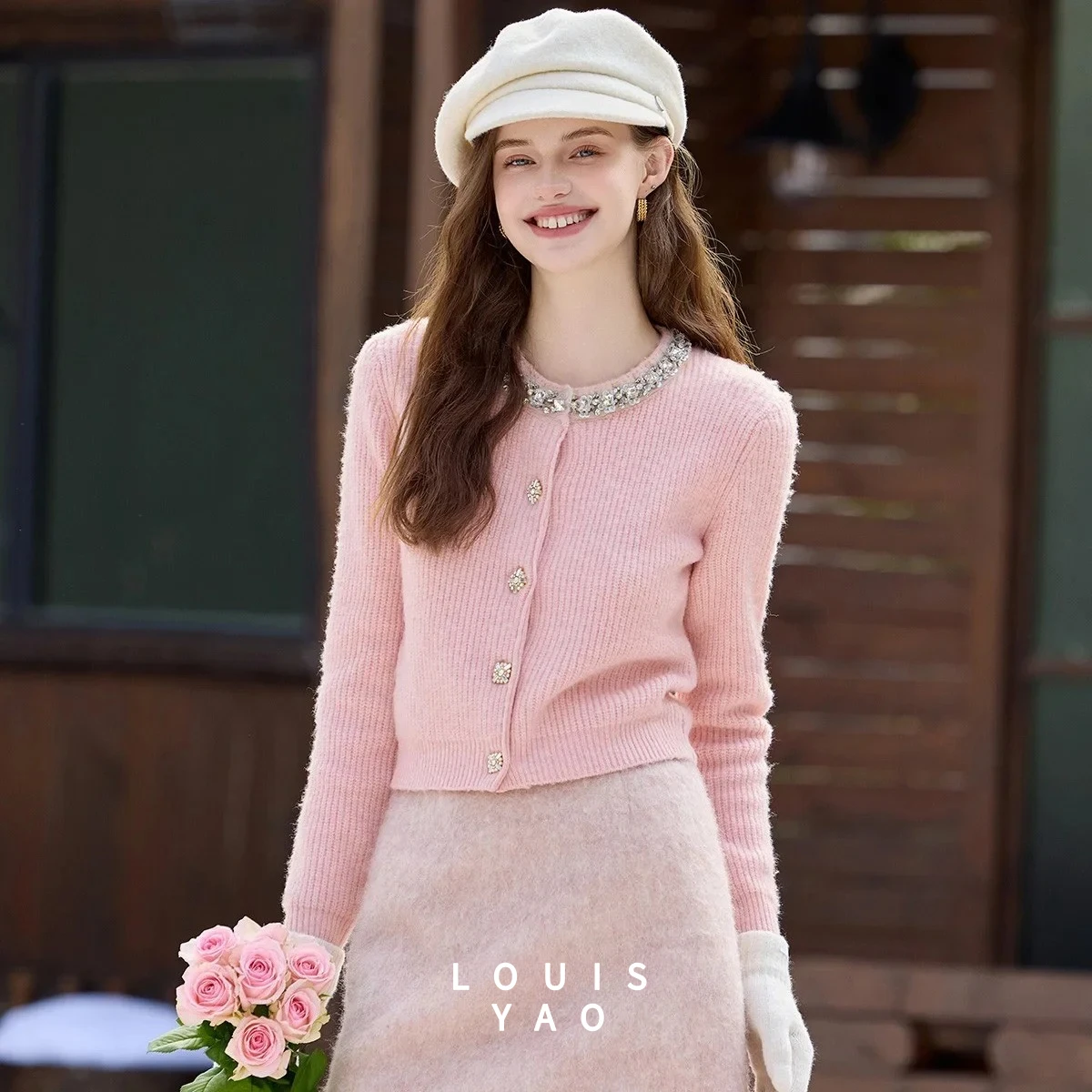

LOUISYAO Round Neck Metal Buttons Women's Cardigan 2025 Autumn Knitwear Sweet Beaded Micro Elastic Women's Knitted Sweater