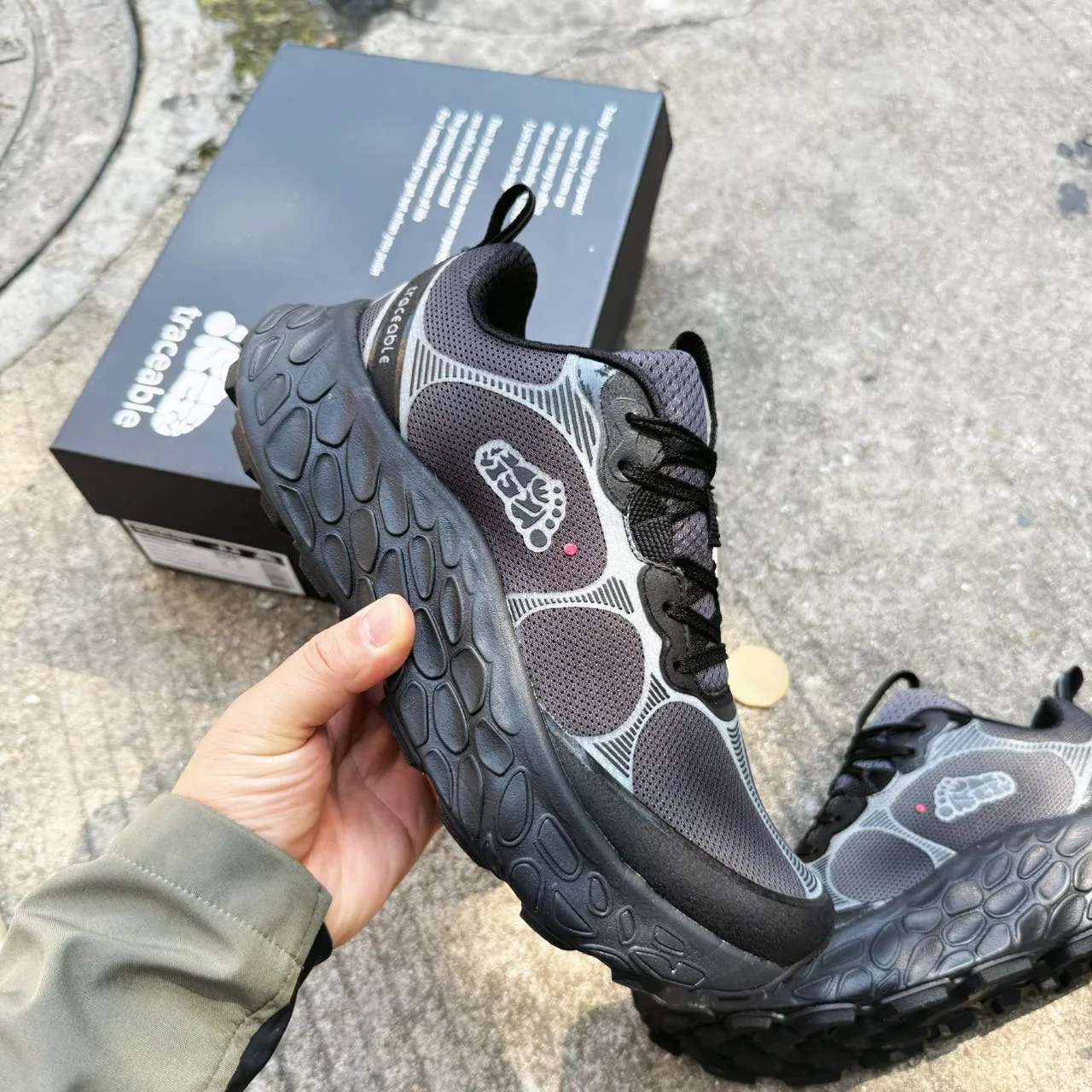 New 2025 Hot Sale Breathable Lightweight Outdoor Casual Wearable Walking Shoes Walking Shoes Fitness Shoes Very Good