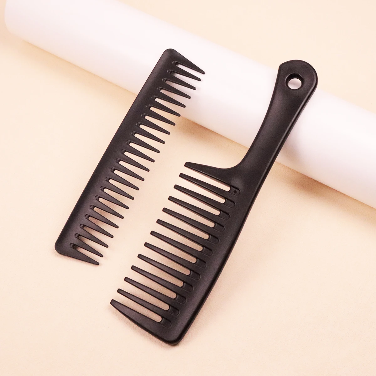 

Wide toothed comb with and without handle, used for daily hair care, durable ABS plastic Special for real hair wigs