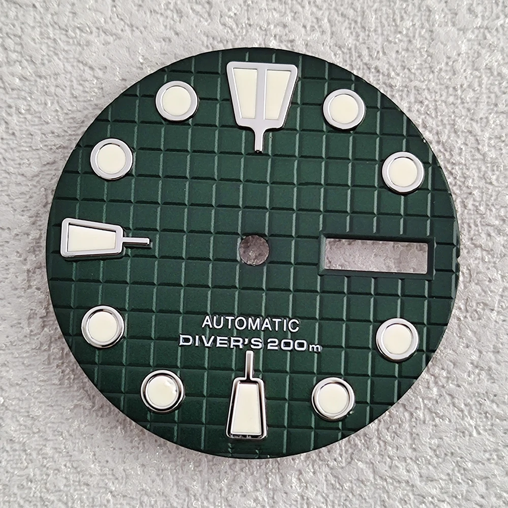 Quadrante NH36 Quadrante dell'orologio quadrante luminoso verde Adatto per accessori per orologi con movimento NH36 Strumento di riparazione dell'orologio