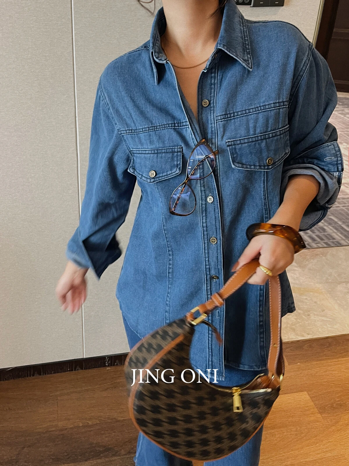 Denim Shirt Blouses Women Clothing 2023 Korean Autumn Y2k Elegant Vintage Fashion Dongdaemun Simple Top Casual Oversized Cropped