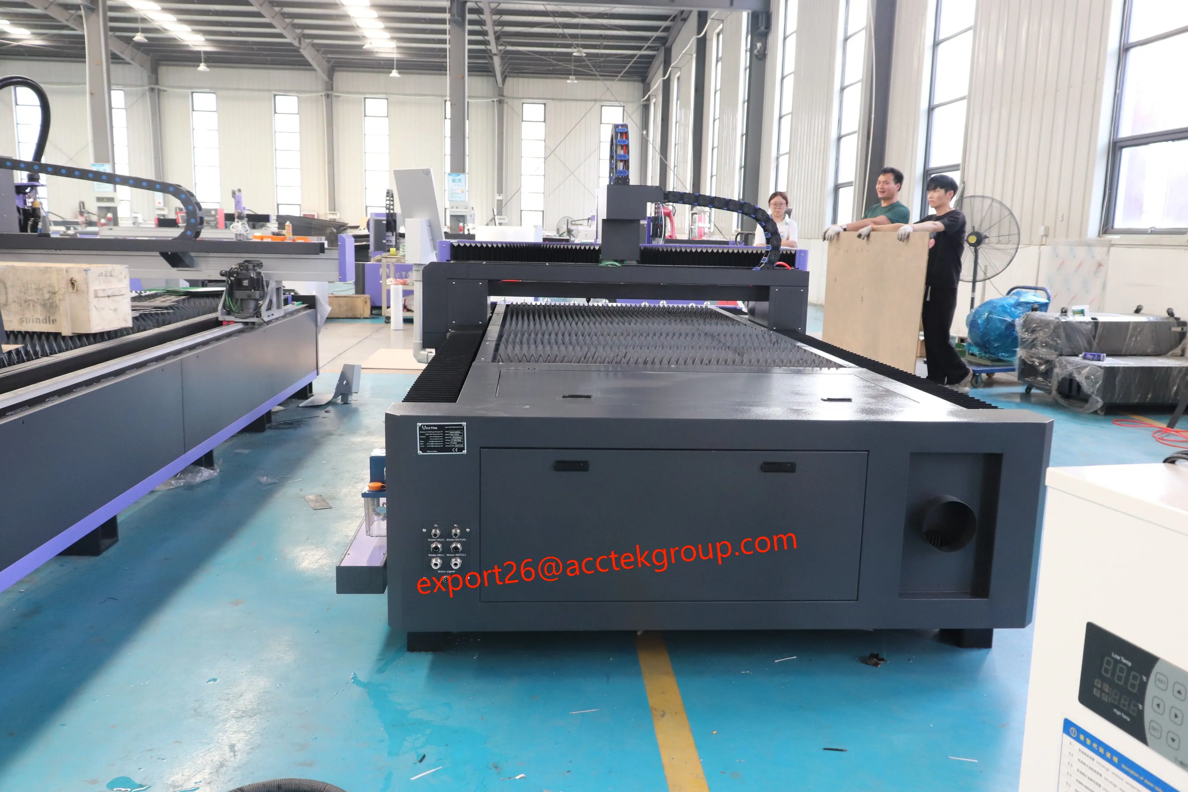 1530 2040 Laser Equipment Precise Fiber CO2 Laser Cutter 1.5KW 3KW Fiber laser cutting machines With fiber co2 laser