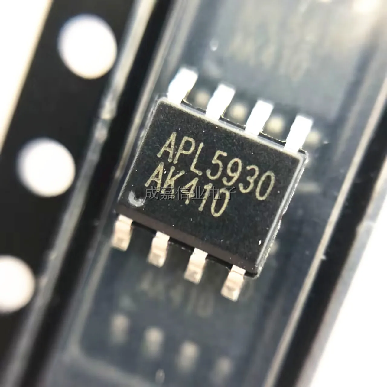 10pcs/Lot APL5930KAI-TRG SOP-8 MARKING;APL5930 3A Ultra Low Dropout Linear Regulator