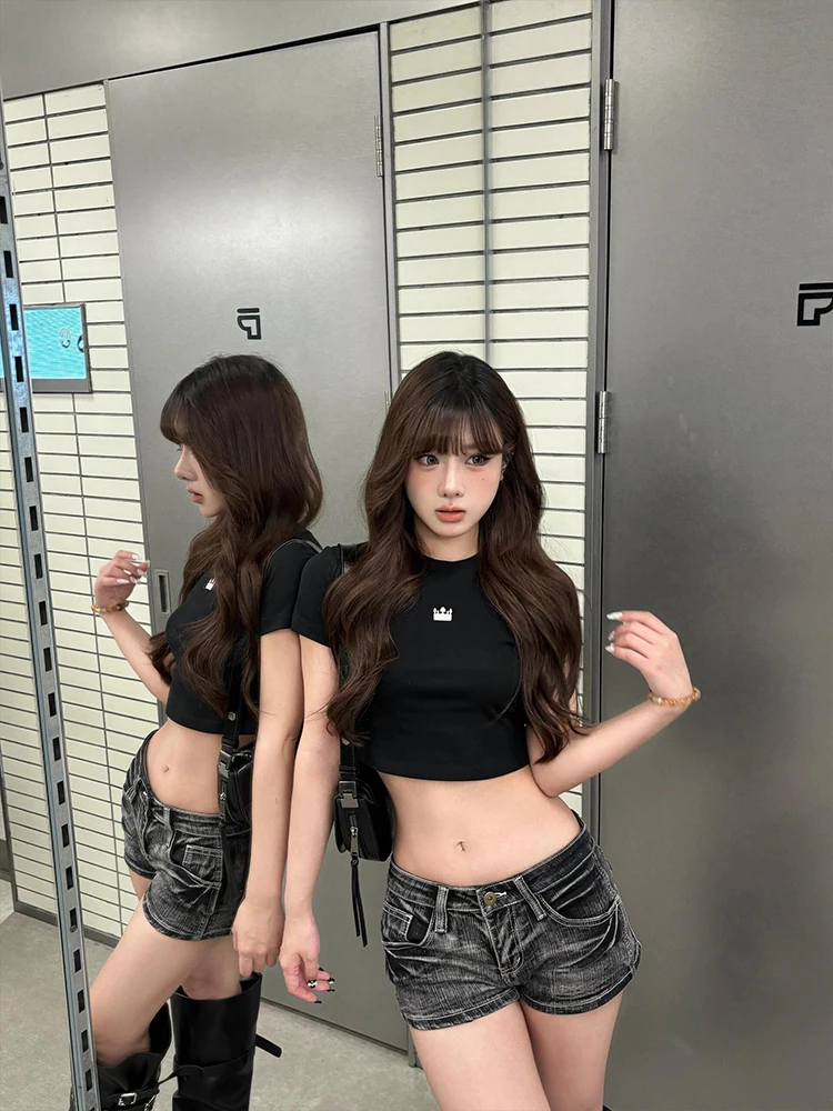 

American Sle Hot Girl Bla ey Denim orts Женские летние брюки 2025 Новые брюки с низкой талией для похудения с широкими штанинами Горячие брюки