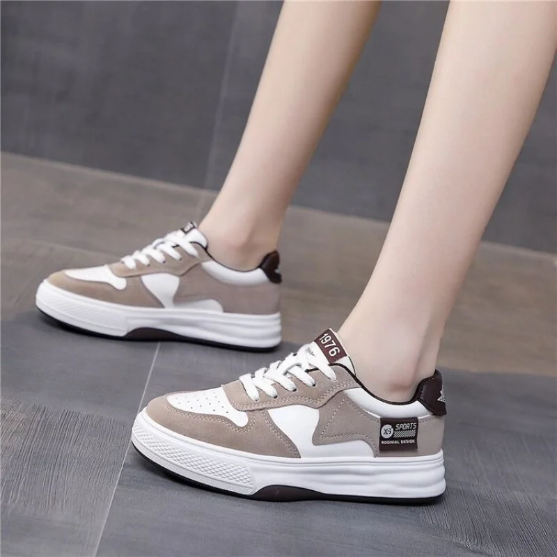 ​2025 New Black & White Geometric Low-Top Sneakers - Breathable Mesh Platform Shoes with Anti-Slip Sole image 4
