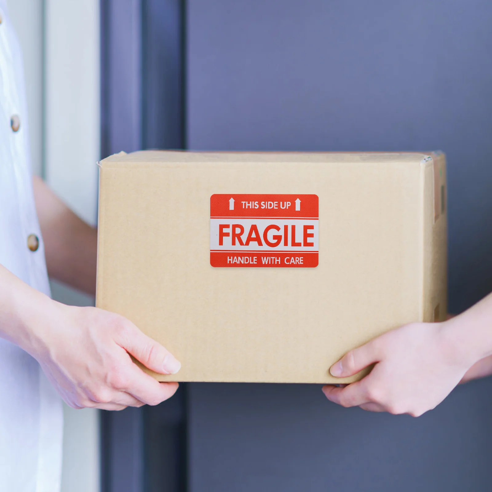 

1 Roll Red Warning Label High Adhesive Visibility For Logistics Warehousing Packaging Fragile Shipping Labels Warning Label