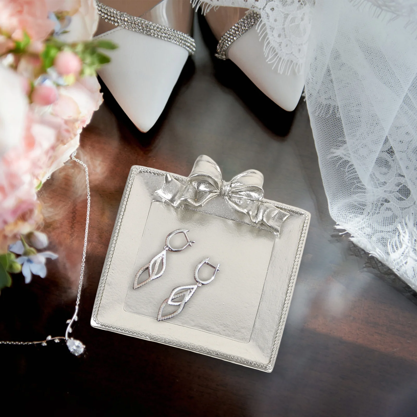 

2Pcs Resin Jewelry Storage Dish Earring Tray Ring Holder Decorative Plate for Home Office Jewelry Storage Plate