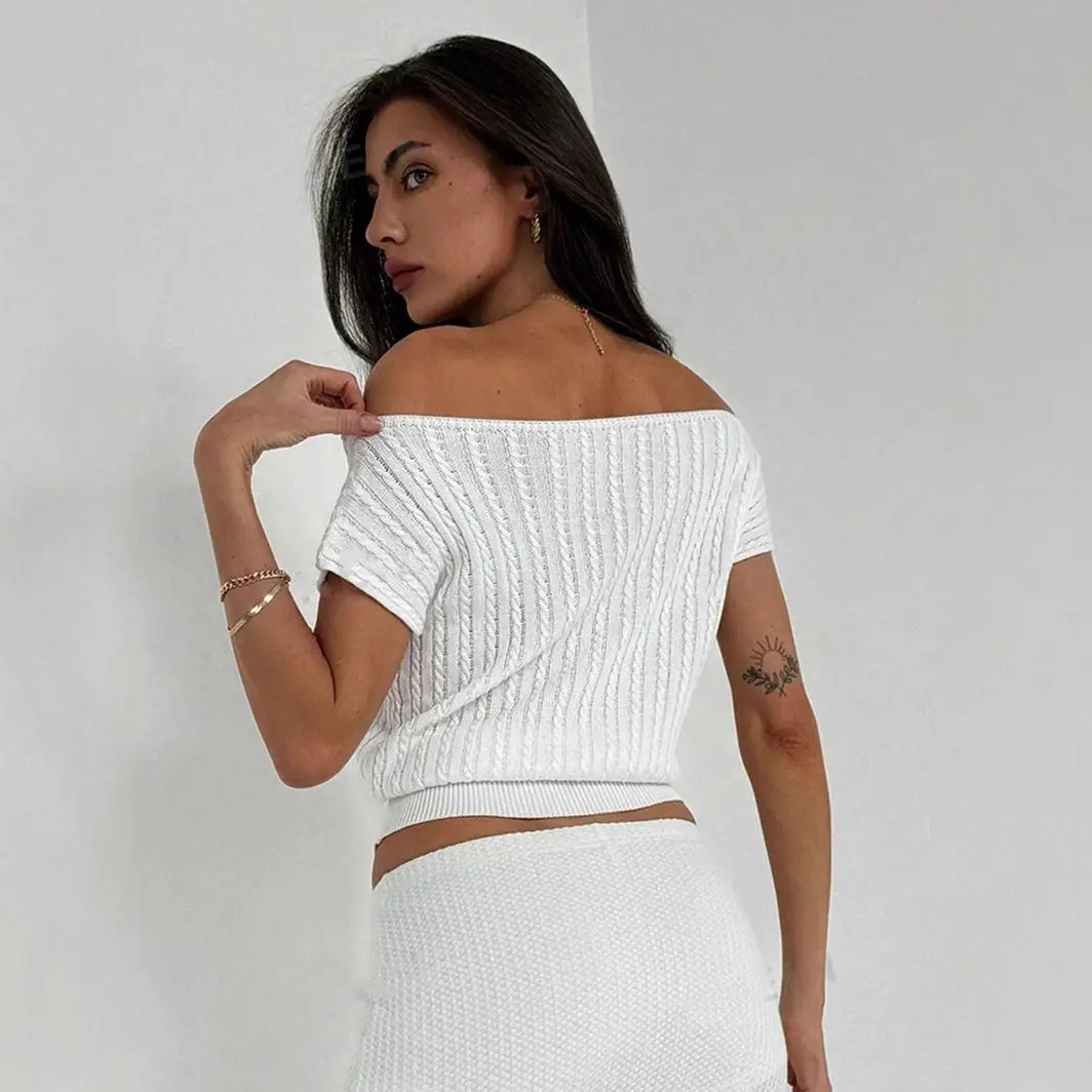 Sexy Spice Girl One-shoulder Knitted T-shirt 2025 Summer Temperament Slim Women's Short-sleeved Sweater