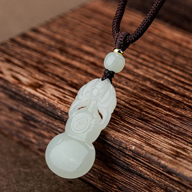 

2026 New Hetian Jade Gourd Pendant Necklace for Women Clear Water Style 3D Fortune & Blessing Pendant Gifts