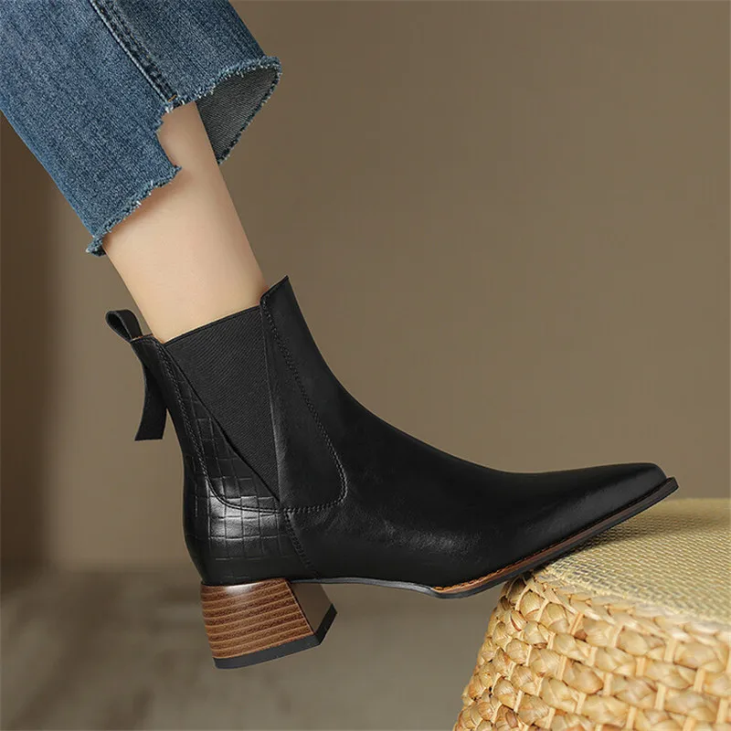 2023 New Autumn Split Leather Women Boots Pointed Toe Ankle Boots for Women Winter Boots Women Retro Chelsea Boots Zapatos Mujer