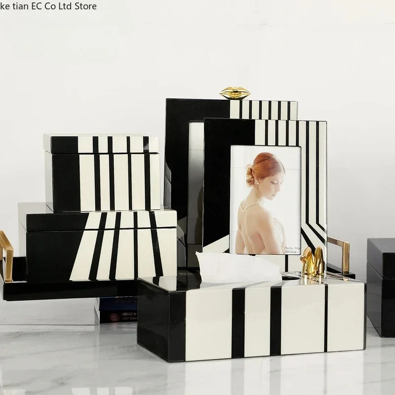 European Modern Piano Paint Decoration Picture Frame Light Luxury Home Decor Tissue Box Storage Tray Room Jewelry Storage Box