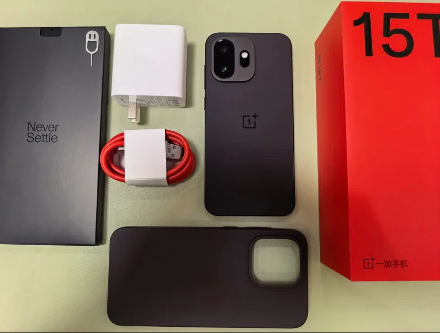 OnePlus 15T Unlocked Network Snapdragon 8 Elite Gen 5 Screen 6.32 Inch AMOLED 165HZ Battery 7500mAh 100W Supercharge 50MP OIS