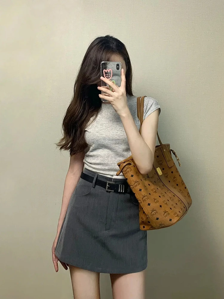 

Комплект из футболки и юбки: женский весенний костюм в корейском стиле, элегантный, премиум-класса, для зрелых женщин, маленькие размеры