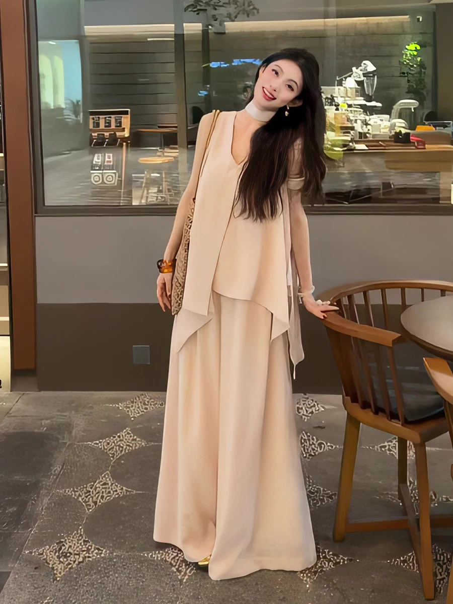 

Women's V-Neck Sleeveless Vest Top with Sash Loose Wide Leg Pants Set Summer Fashion Casual Wear Comfortable Slimming Two-Pie...