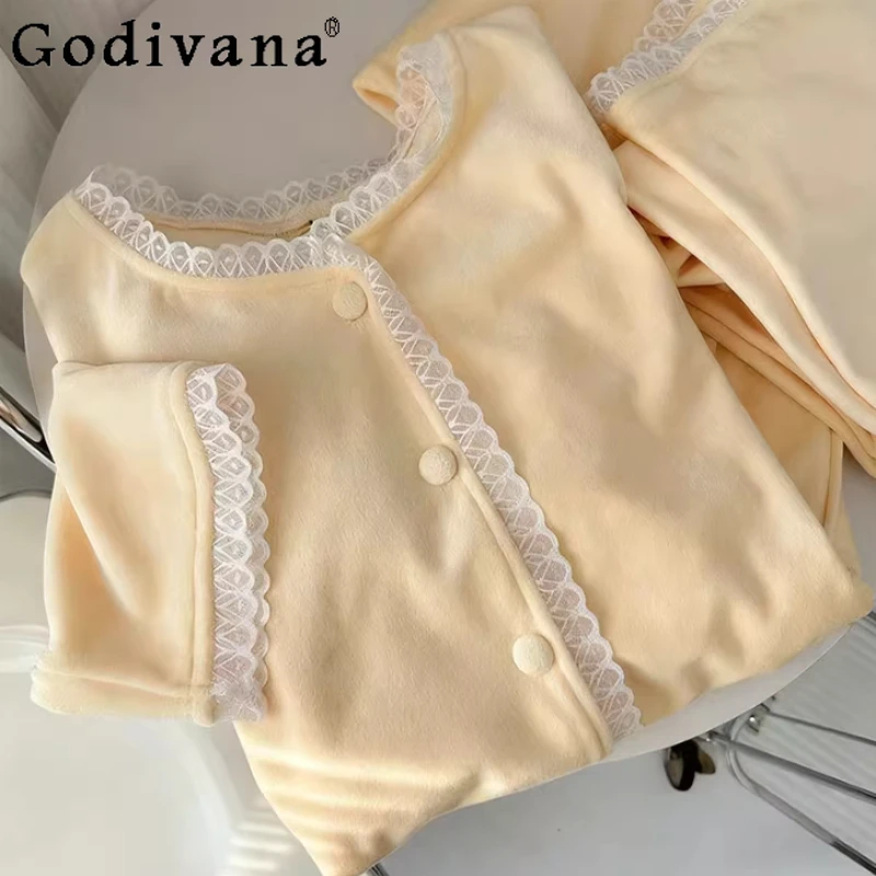 

Осенние женские милые кружевные нежные утолщенные домашние костюмы больших размеров, модные свободные милые возрастные пижамы с круглым вырезом, комплекты из двух предметов