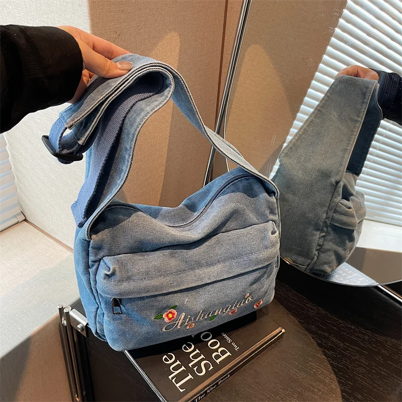 

New 2025 Unique Crossbody Bag, Denim for Commute Fall Embroidered Tote, Denim Trendy