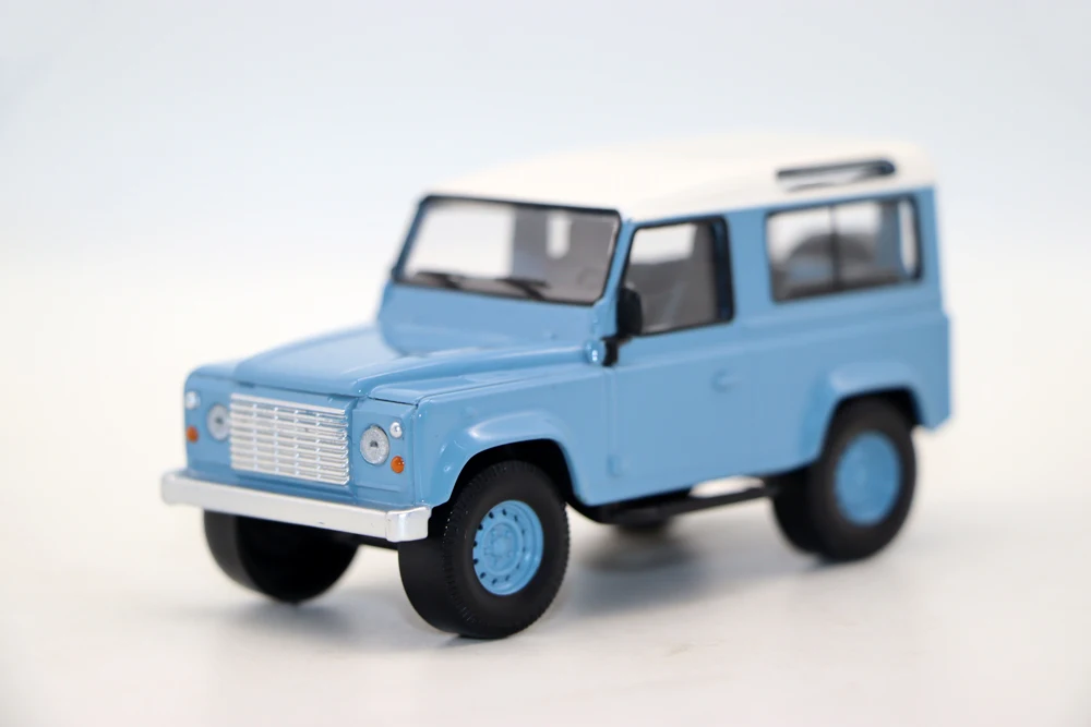 

Metal 1:43 Scale SUV Defender Car Model Diecast Alloy Toys for collection gift