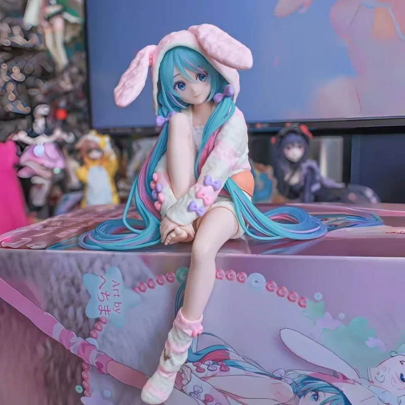 figura-hatsune-miku-noodle-stopper-com-pijama-de-orelhas-de-coelho-estatua-de-pvc-para-decoracao-de-mesa-e-quarto-presente