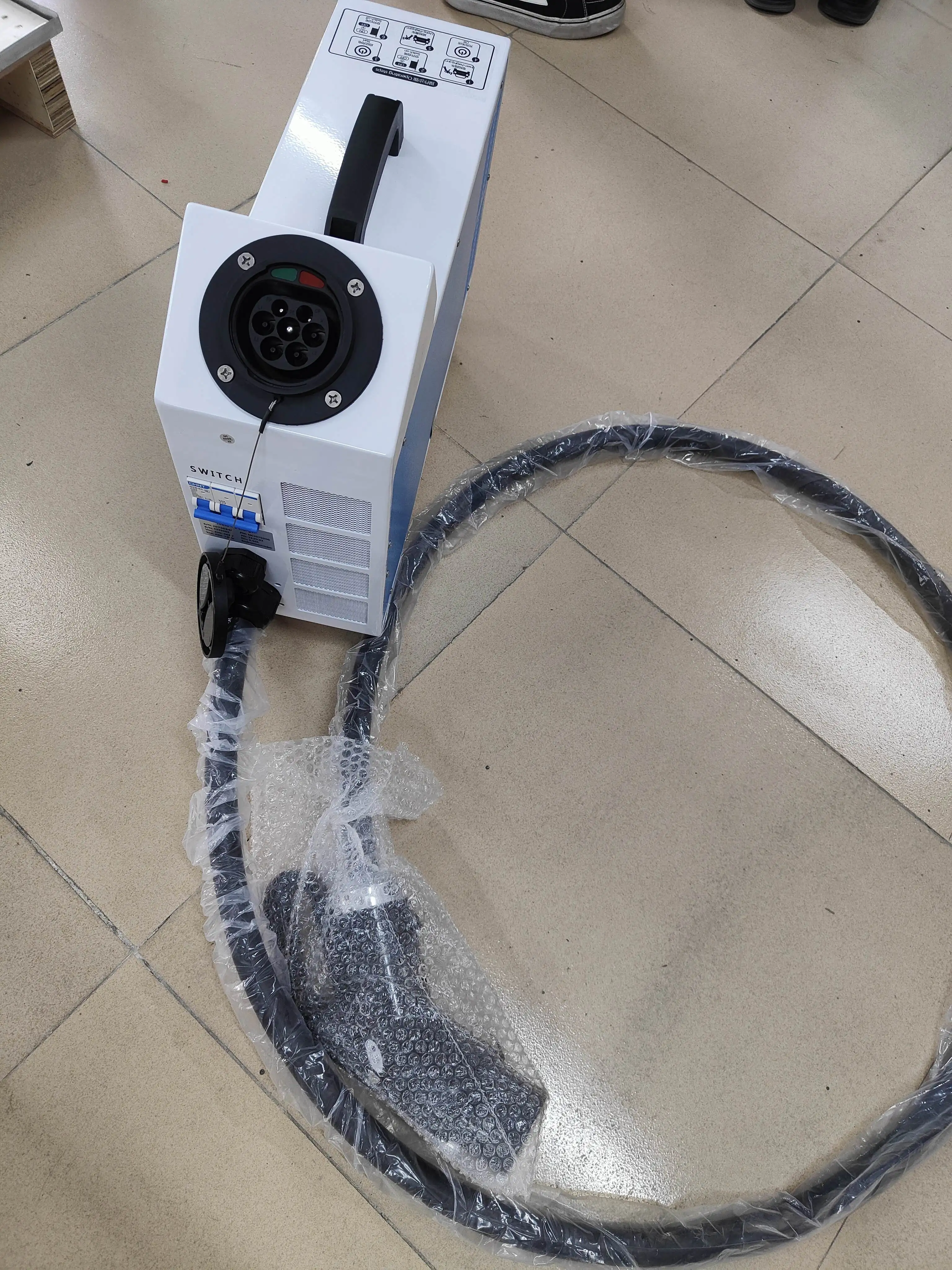 China Manufacturers CCS Portable Smart Evse Fast Intelligent 20KW DC Fast Charger for Electric Car