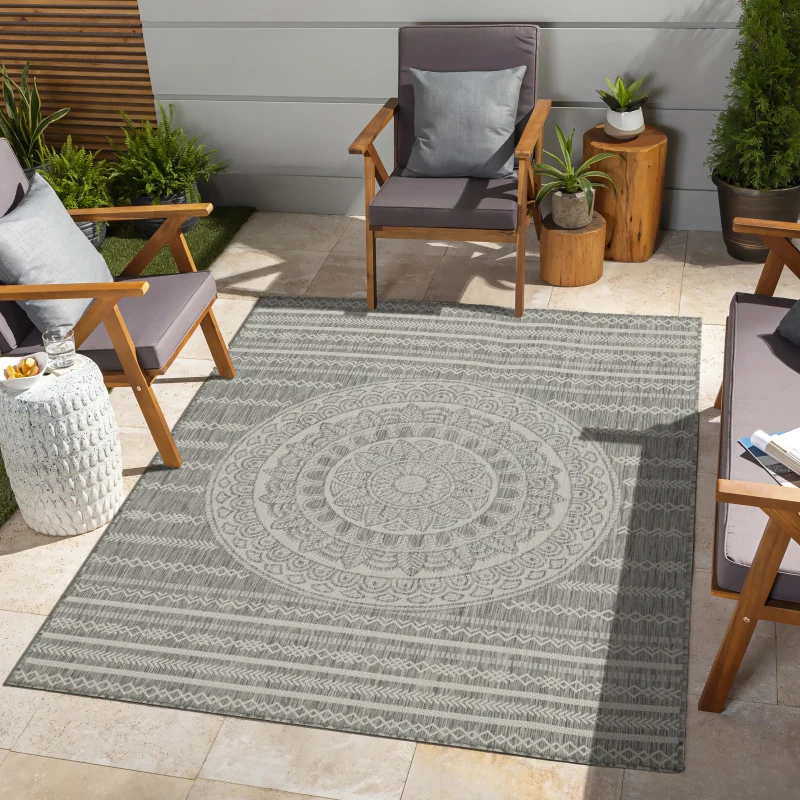 

Sunshine GC_HAR2018 Silver 7 ft. 10 in. x 10 ft. 3 in. Indoor/Outdoor Area Rug