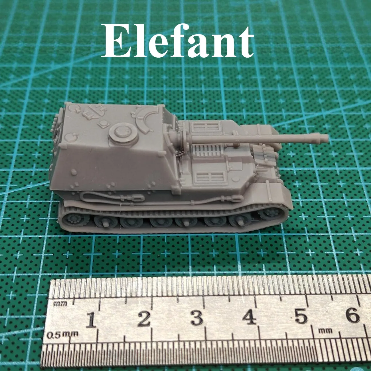 

Немецкий танк-разрушитель Jagdpanzer TIGER/P Elefant, 3D-печать, масштаб 1/144, из смолы, под покраску